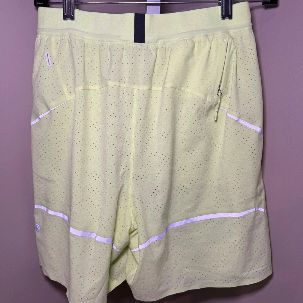 Lululemon Surge Neon Yellow Running Shorts Reflective Details Mens Size S‎